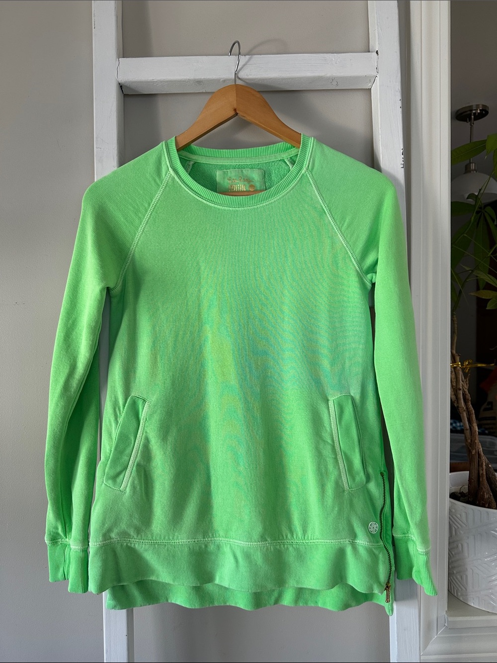 Lilly Pulitzer Beach Comber Pullover Sweatshirt AS-IS